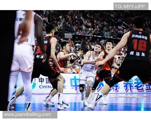 上海篮球队荣登篮球节奏排行榜第八位展现强劲实力与团队协作 上海篮球队荣登篮球节奏排行榜第八位展现强劲实力与团队协作