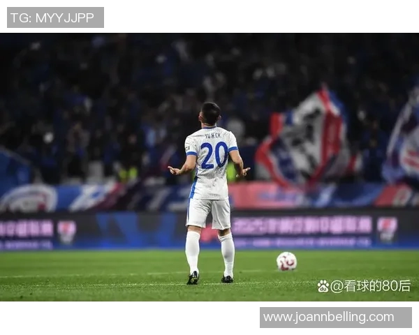 上海足球队逆袭之路揭示奋斗精神与团队合作的力量 上海足球队逆袭之路揭示奋斗精神与团队合作的力量