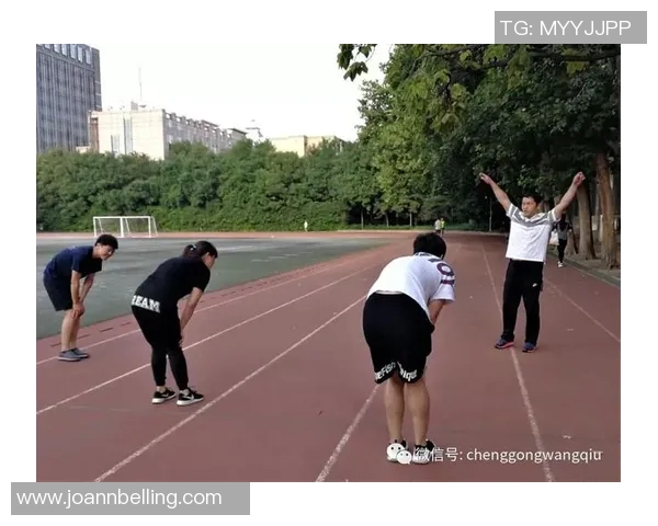 南京网球队包夹战术解析与网球热点的深度探讨 南京网球队包夹战术解析与网球热点的深度探讨