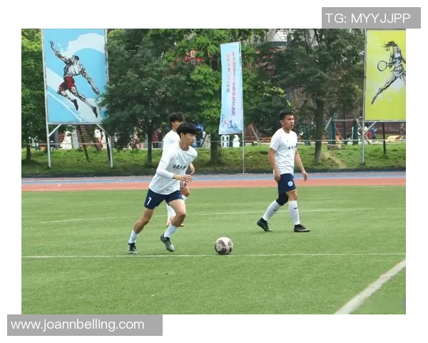 最疼老婆的足球明星们：他们如何在绿茵场上与爱情共舞