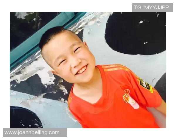 福娃足球明星发型大揭秘时尚潮流与个性风格的完美结合