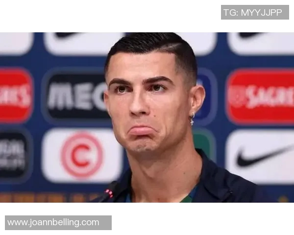 近年来足球明星纷纷退役引发球迷热议与怀念的现象分析